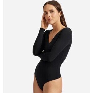 Everlane Bodysuit Top Womens Size XS Black Long Sleeve V Neck Supima Cotton EUC!